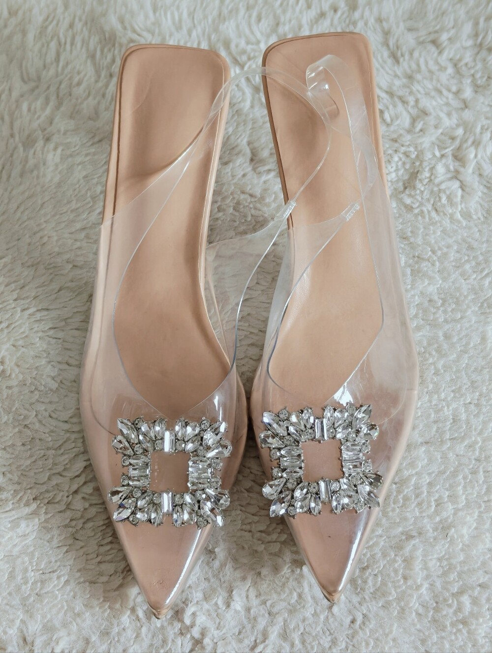 Boutique Clear PVC Nude Pointed Toe Pumps Eur 42 Crystal Rhinestone Brooch Heels